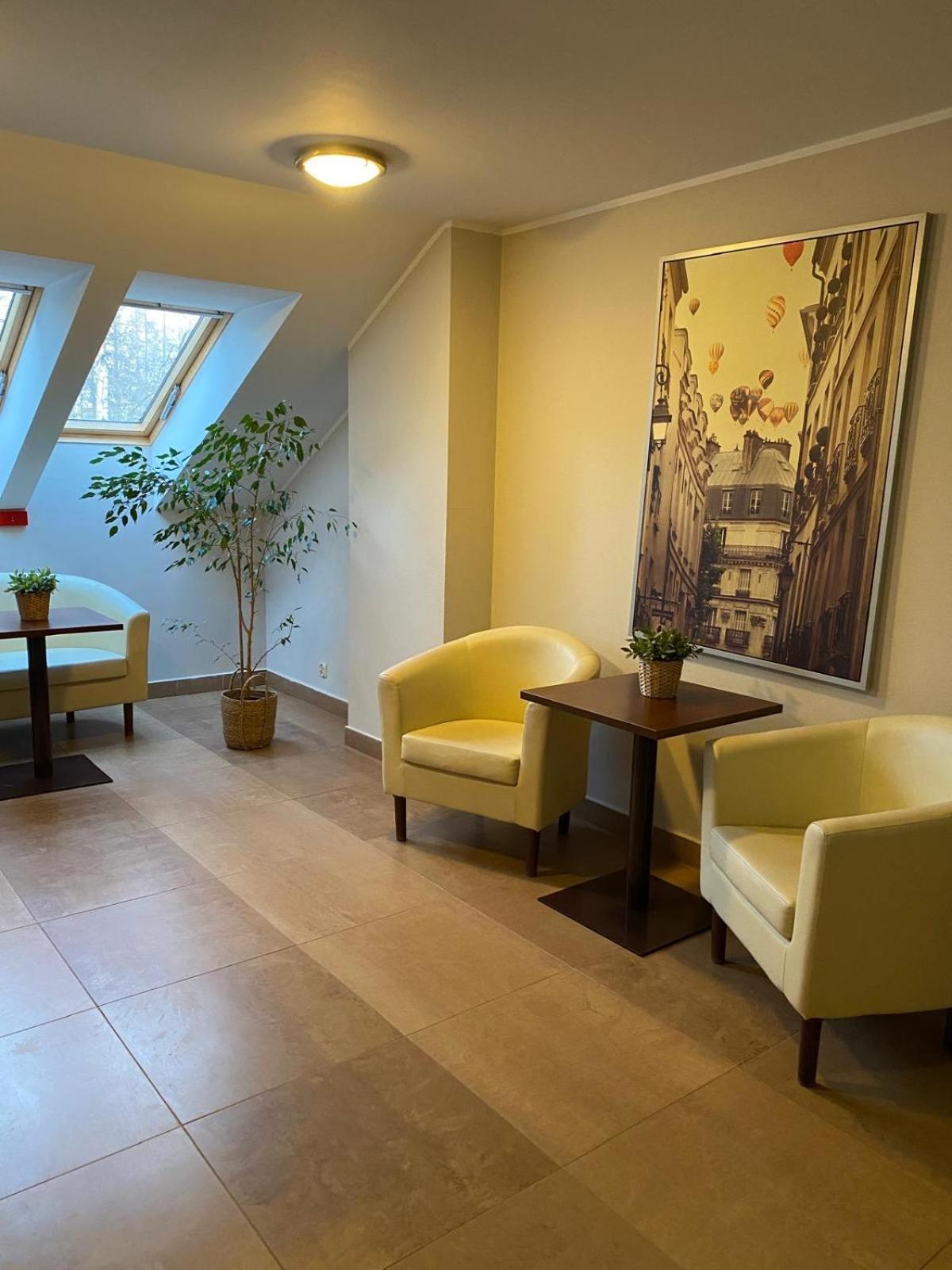 Hotel Restauracja Cztery Pory Roku Orneta المظهر الخارجي الصورة